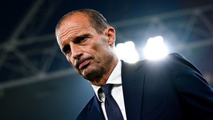 Juventus có bị phạt cũng không thể và không nên sa thải Allegri