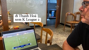 HLV Troussier đến Thanh Hóa xem V-League, không quên theo dõi Văn Toàn ở Hàn Quốc