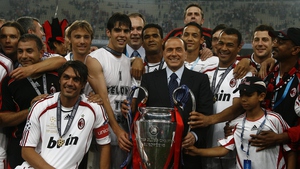 Silvio Berlusconi qua đời: Tạm biệt người cách mạng hóa bóng đá
