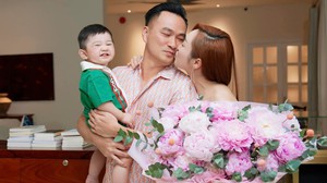 Hôn nhân hạnh phúc của Chi Bảo với vợ trẻ kém 16 tuổi sau hai lần 'đứt gánh'