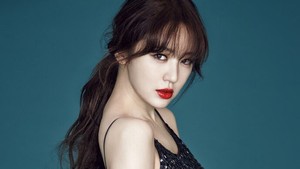 ‘Người đẹp nói dối’ Yoon Eun Hye và mối tình tin đồn gần 20 năm không hồi kết