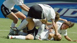 Những khoảnh khắc tranh cãi trong lịch sử World Cup nữ