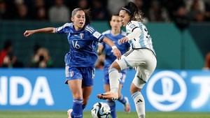 'Siêu dự bị' tỏa sáng, ĐT nữ Ý đánh bại Argentina đầy kịch tính