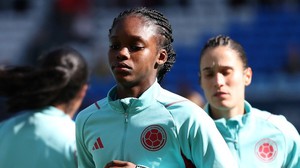 Nữ cầu thủ dự World Cup 2023 đột quỵ trên sân tập, bỏ ngỏ cơ hội trở lại thi đấu