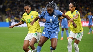 ĐT nữ Pháp rượt đuổi ngoạn mục trước 'đại kình địch' Brazil ở vòng bảng World Cup nữ