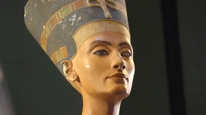 Bức tượng bán thân Nefertiti: 'Nữ hoàng' bí ẩn, cuốn hút suốt 3.500 năm