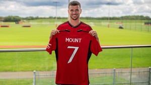 Mason Mount mặc chiếc áo số 7 ở Man United, trên con đường trở thành biểu tượng mới 