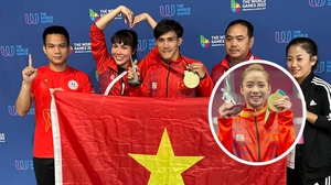 Nguyễn Trần Duy Nhất và hot girl làng võ vô địch thế giới trên đất Mỹ, mang vinh quang về cho thể thao Việt Nam