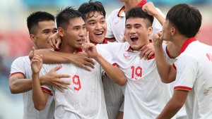 Thắng thuyết phục Lào, U23 Việt Nam đặt một chân vào bán kết U23 Đông Nam Á