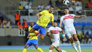 Ronaldo bật cao gần 3m phá lưới đối thủ giúp Al Nassr thoát thua nghẹt thở