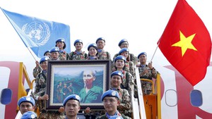 Xúc động hình ảnh Đội Công binh số 2 lên đường thực hiện nhiệm vụ gìn giữ hòa bình LHQ tại Abyei