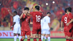 Kết quả bóng đá Việt Nam vs Palestine (2-0): Tuấn Hải lập công, Công Phượng nổ súng