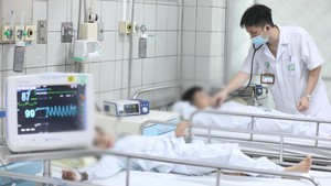 Vụ cháy chung cư mini tại Thanh Xuân, Hà Nội: Tập trung cứu chữa, chưa thu các khoản phí của người bệnh
