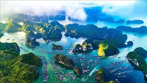 Vịnh Hạ Long - Quần đảo Cát Bà được công nhận là Di sản Thiên nhiên thế giới 
