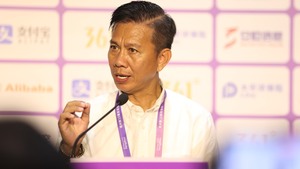 HLV Hoàng Anh Tuấn tức giận với cầu thủ Olympic Việt Nam