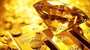 Giá vàng thế giới rơi xuống mức thấp nhất hơn một tháng