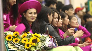 Hoa khôi bóng chuyền đẹp nhất lịch sử Việt Nam lập kỷ lục chưa từng có, tự mua nhà, mua xe sau ly hôn