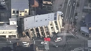Động đất tại Nhật Bản: Dỡ bỏ toàn bộ cảnh báo sóng thần, Thủ tướng F.Kishida xác nhận 'thiệt hại rất lớn'