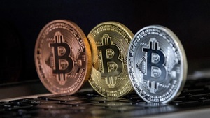 Nhà đầu tư có nên 'rót tiền' vào bitcoin?