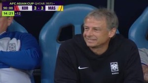 HLV Klinsmann cười tươi khi bị Malaysia gỡ hòa, Hàn Quốc 'né' Nhật Bản thành công 
