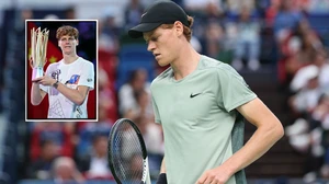 Jannik Sinner đưa quyết định sốc ở Paris Masters 2024, liệu có mất ngôi số một?