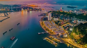 Quảng Ninh tự lực, tự cường vươn lên tầm vóc mới, vị thế mới