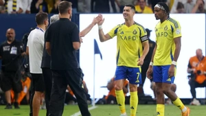 Ronaldo 'nổ súng' trận thứ 4 liên tiếp, Al Nassr tiếp tục cuộc đua tam mã tại Saudi Pro League