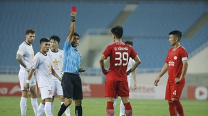 Những tật xấu đang hủy hoại V-League
