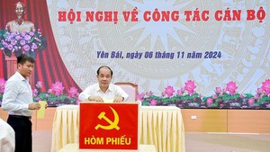 Ông Trần Huy Tuấn được bầu giữ chức Bí thư Tỉnh ủy Yên Bái