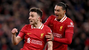 Liverpool đã thể hiện cái uy của ứng viên số 1 cho chức vô địch