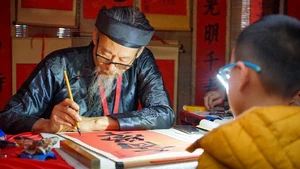 Phát huy truyền thống Thăng Long - Đông Đô - Hà Nội xây dựng hệ giá trị văn hóa người Hà Nội thanh lịch, văn minh