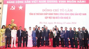  Tổng Bí thư Tô Lâm gặp mặt đại biểu văn nghệ sĩ