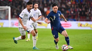 Tiền đạo Thái Lan dè chừng khi nói về ĐT Việt Nam và Nguyễn Xuân Son trước trận chung kết AFF Cup 2024