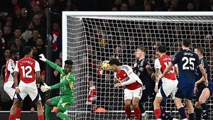 Arsenal tiếp tục khẳng định đẳng cấp từ những quả phạt góc