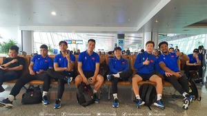 Đội tuyển Việt Nam hành quân sang Lào, tự tin ‘săn’ vé chung kết ASEAN Cup