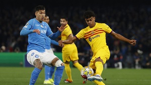 Barcelona vs Napoli (lượt đi 1-1): Trên đôi vai những người trẻ