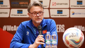 HLV Troussier: ‘Việt Nam có thể ghi bàn vào lưới Indonesia’