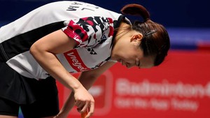 Hot girl cầu lông Thùy Linh bị 'bại binh phục hận', dừng bước ở giải quốc tế