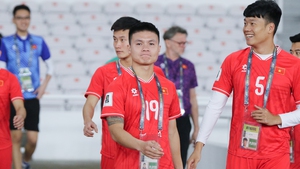 HLV Troussier cho học trò chơi đá phạt đền, tuyển Việt Nam hứng khởi chạm trán Indonesia