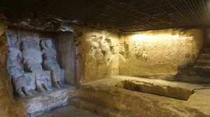 Ai Cập phát hiện lăng mộ cổ với bài trí độc đáo