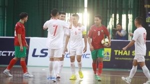 Futsal Việt Nam gây bất ngờ trước đối thủ hạng 8 thế giới