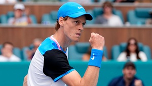 Khuất phục Medvedev lần nữa, Sinner hiên ngang bước vào chung kết Miami Open 2024