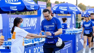 Pocari Sweat tiếp sức cùng hơn 10.000 VĐV tại giải chạy Tay Ho Half Marathon