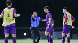 HLV Hoàng Anh Tuấn cần kinh nghiệm và sự đa năng ở U23 Việt Nam