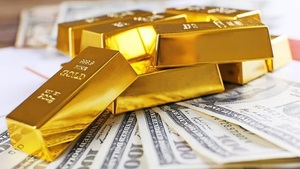 Giá vàng thế giới có thể leo lên mức 2.500-2.600 USD/ounce