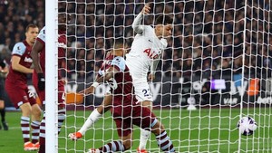 Kết quả Ngoại hạng Anh đêm qua: Tottenham mất điểm, MU lại có thể nuôi hy vọng