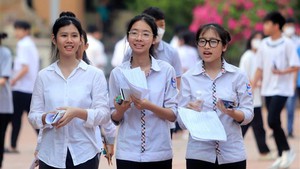 Hà Nội tuyển sinh lớp 10 THPT công lập không chuyên năm học 2024-2025: 4 trường hợp được tuyển thẳng
