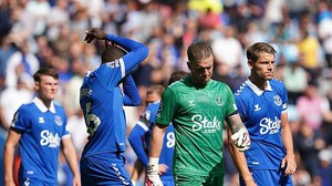 Everton tiếp tục bị trừ điểm, đối mặt nguy cơ xuống hạng lần đầu tiên trong lịch sử