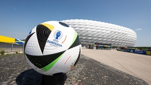 Nhật ký hành trình EURO 2024: Chào Munich, chào những ngày vui