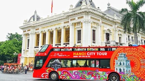 Sắp có tuyến buýt city tour 04 đi Bát Tràng